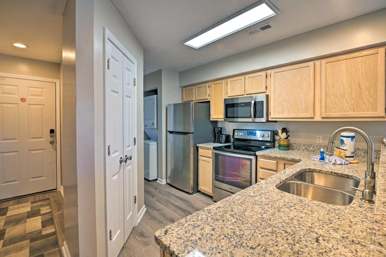 Swim, Golf, Play - Beachy River Oaks Condo! Myrtle Beach Bagian luar foto
