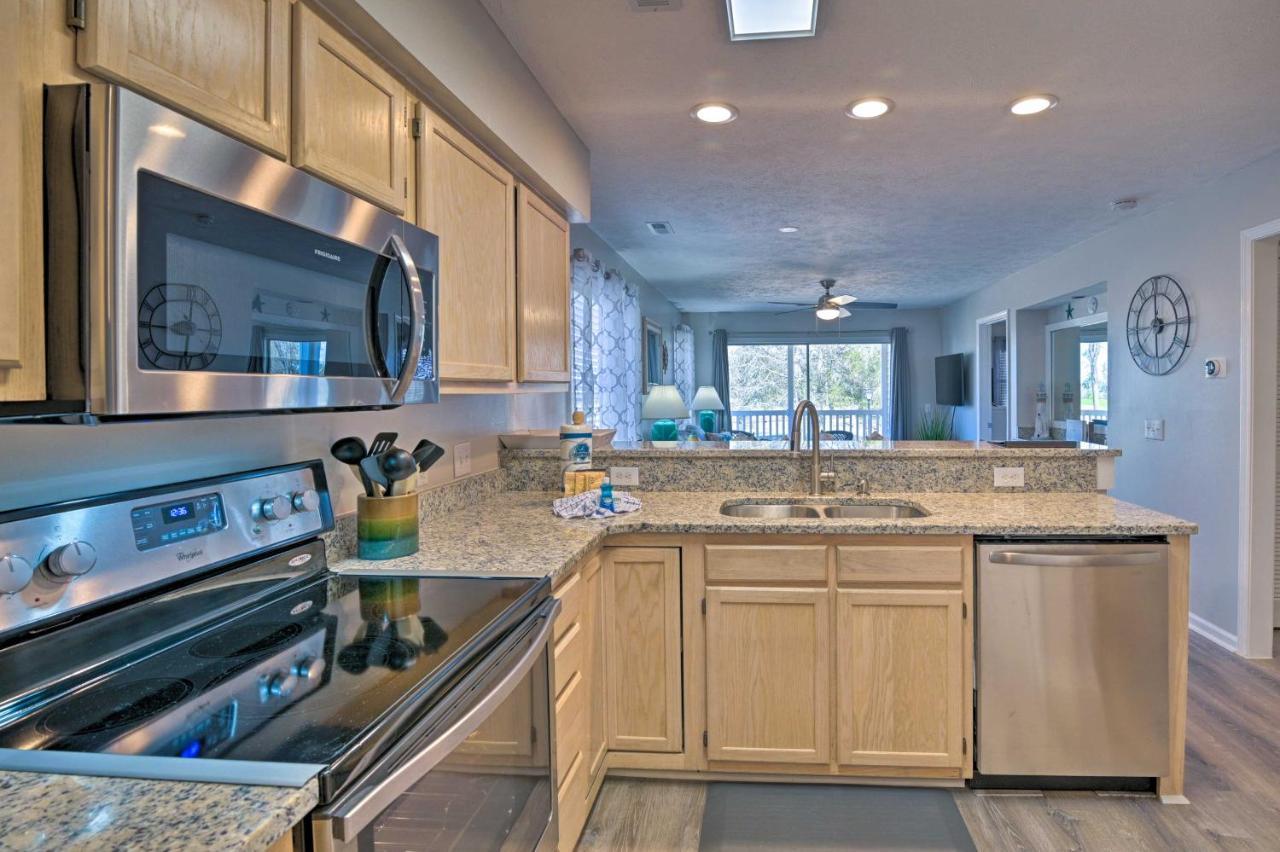 Swim, Golf, Play - Beachy River Oaks Condo! Myrtle Beach Bagian luar foto