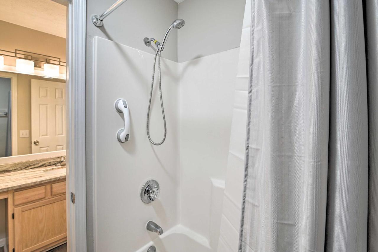 Swim, Golf, Play - Beachy River Oaks Condo! Myrtle Beach Bagian luar foto